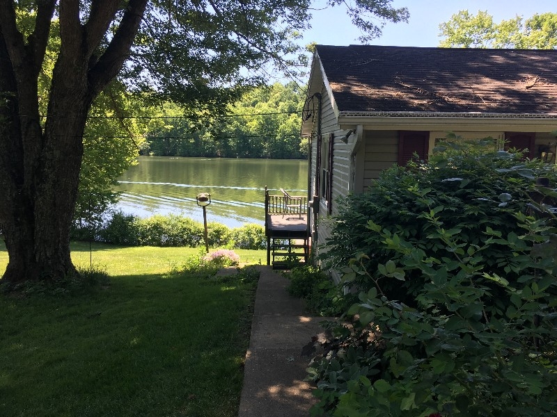 At Lake Logan Country Cottages Cottages And Cabins