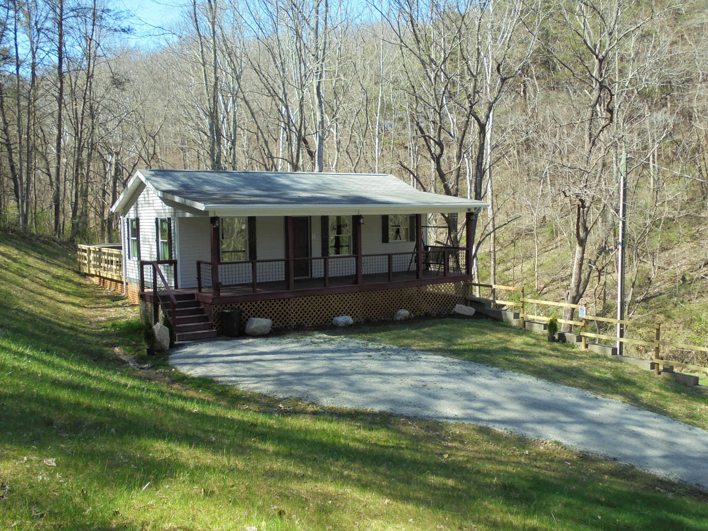 Walnut Lane Cottage Hocking Hills Cottages and Cabins