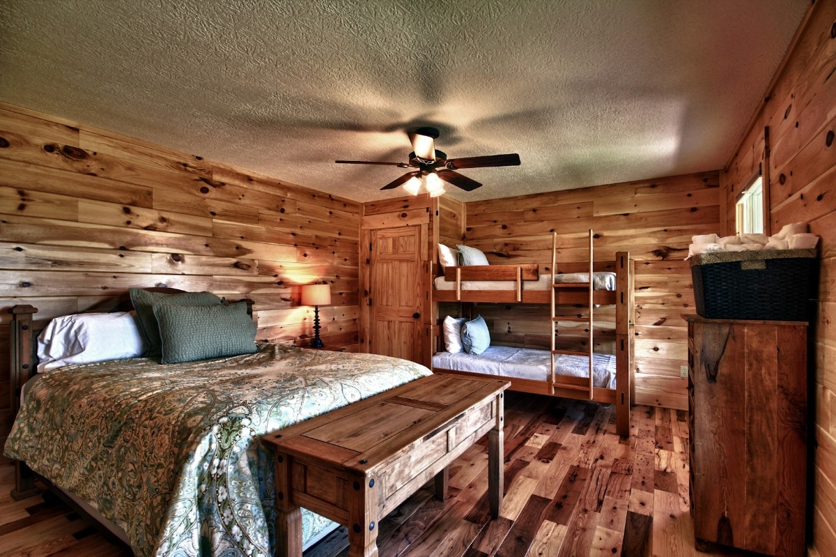 Bourbon Ridge Lodge Lodges