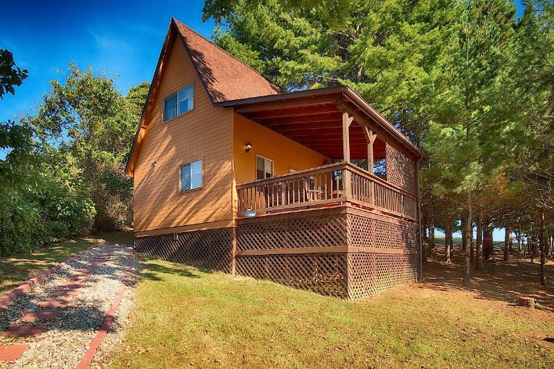 Hocking Hills Country Vista Cabins.