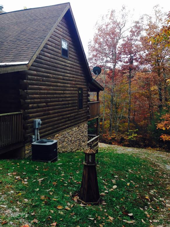 Buckeye Cabins - Hocking Hills Cottages and Cabins