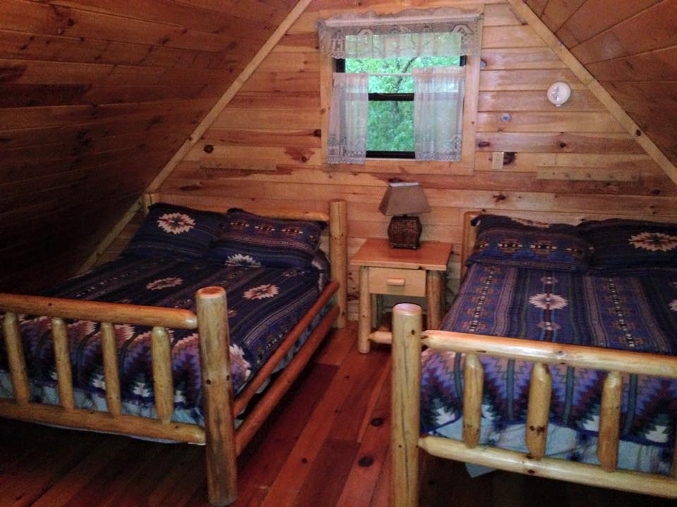 Buckeye Cabins - Hocking Hills Cottages and Cabins