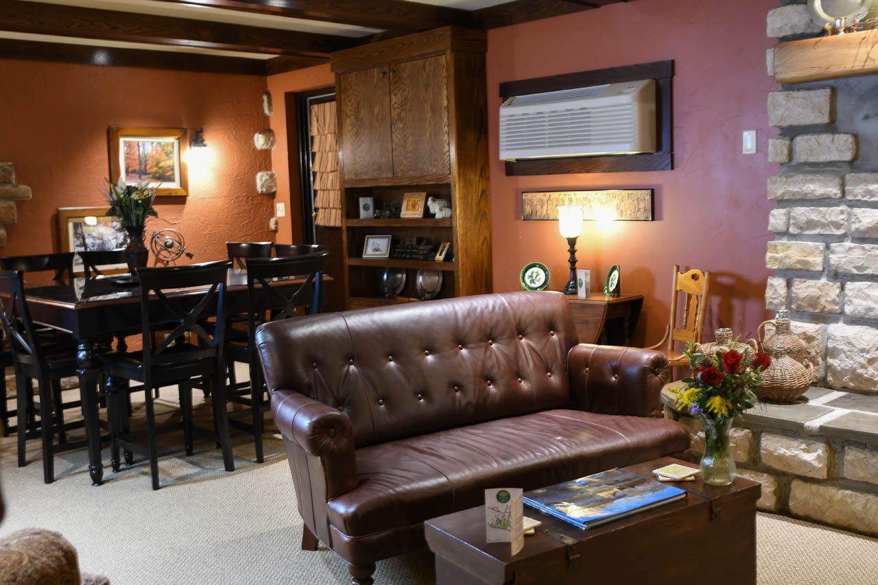 Glenlaurel, A Scottish Inn & Cottages Hocking Hills Bed and Breakfasts