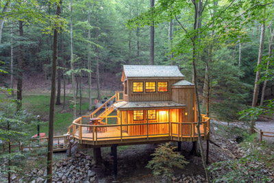 Hocking Hills Treehouse Cabins - Hocking Hills Cottages and Cabins